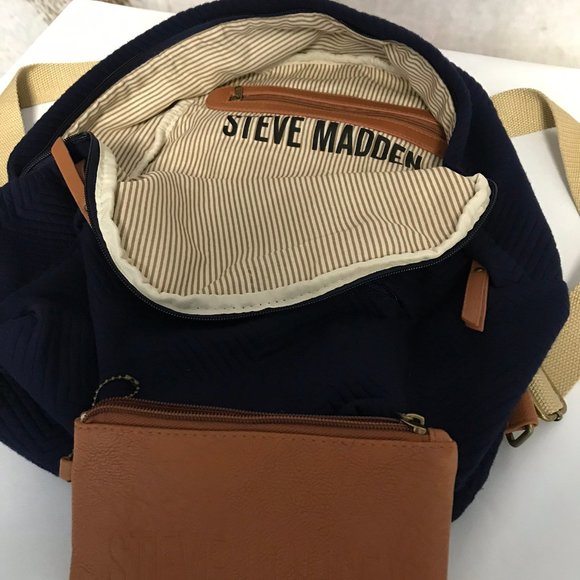 Steve Madden blue backpack and coin purse - Picture 5 of 7